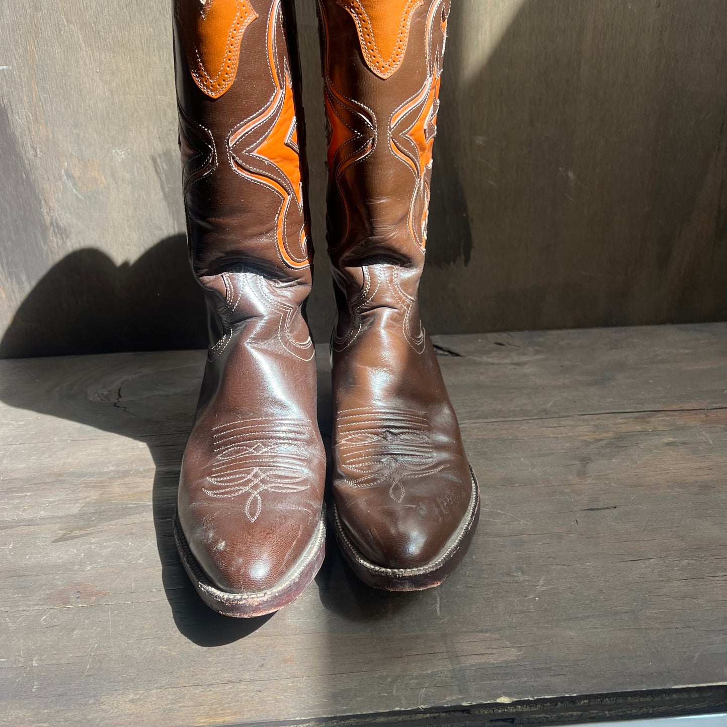 Justin Chestnut Brown Cowgirl Boots
