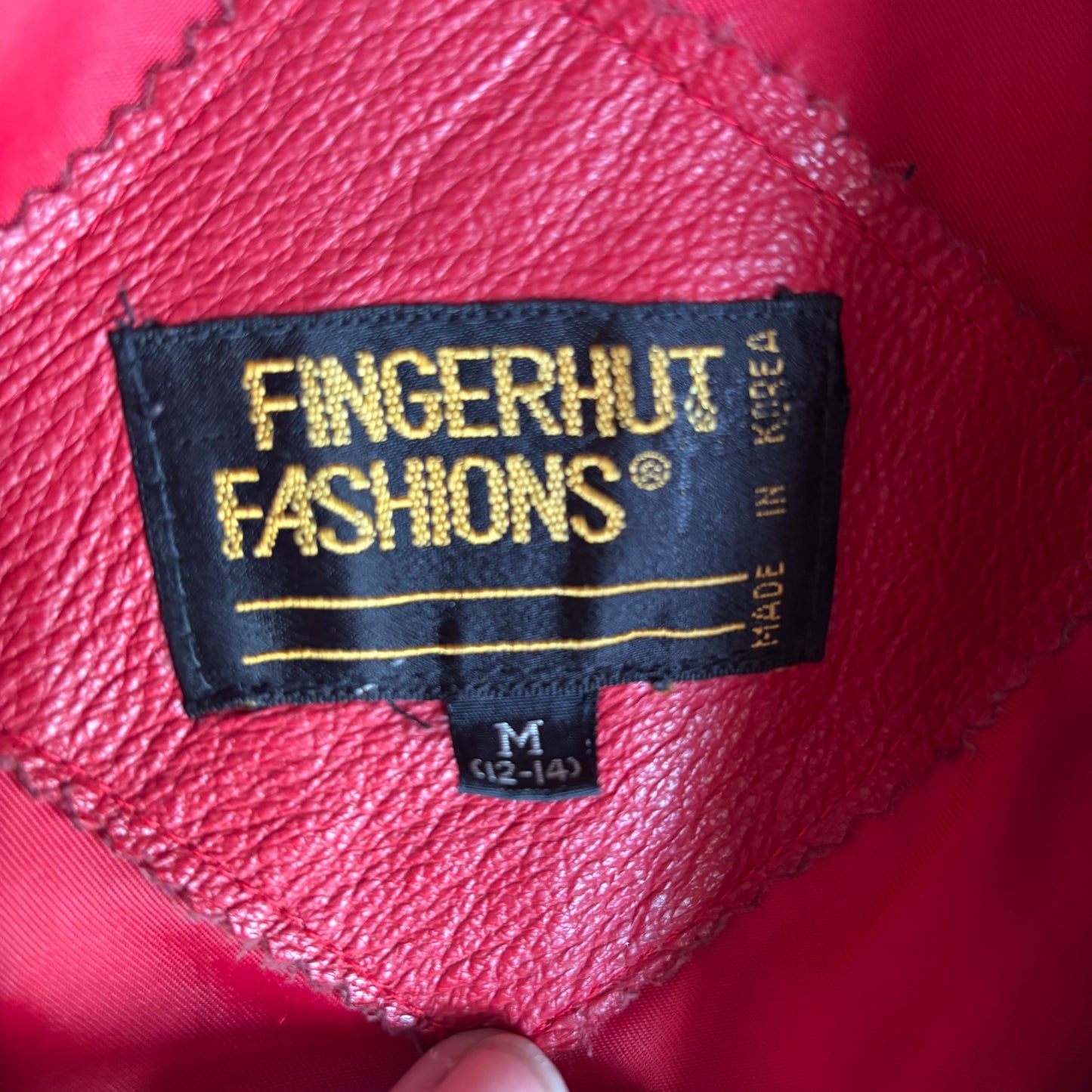 Vintage Fingerhut Red Leather Set