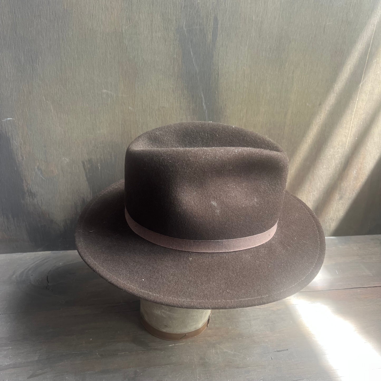 Country Gentleman Brown Felt Hat