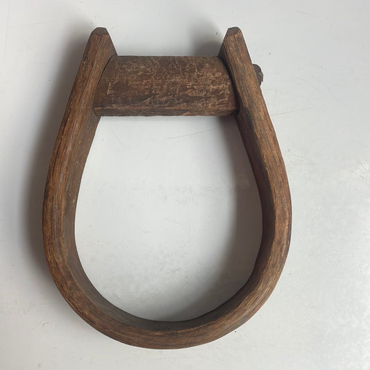 Round Antique Wood Stirrup