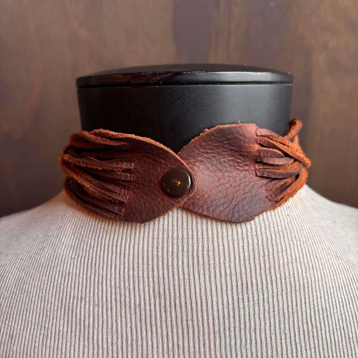 Vintage Fossilized Stone Leather Choker
