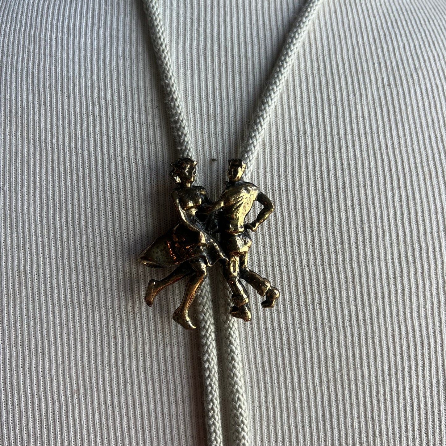 Figures of Couple Square Dancing Bolo Tie