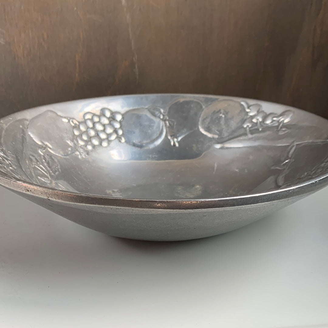 Wilton Armetale Co Pewter Fruit Bowl