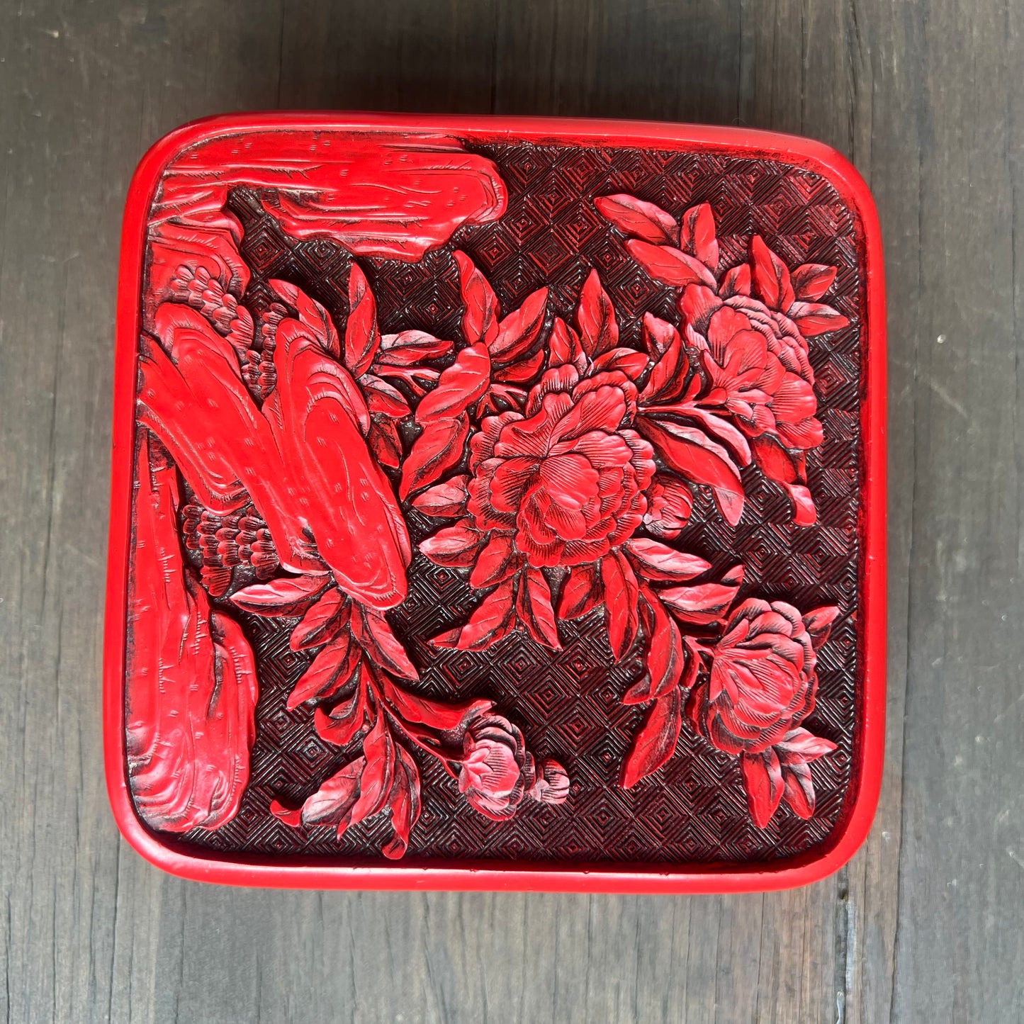 Chinese Carved Cinnabar Tea Box
