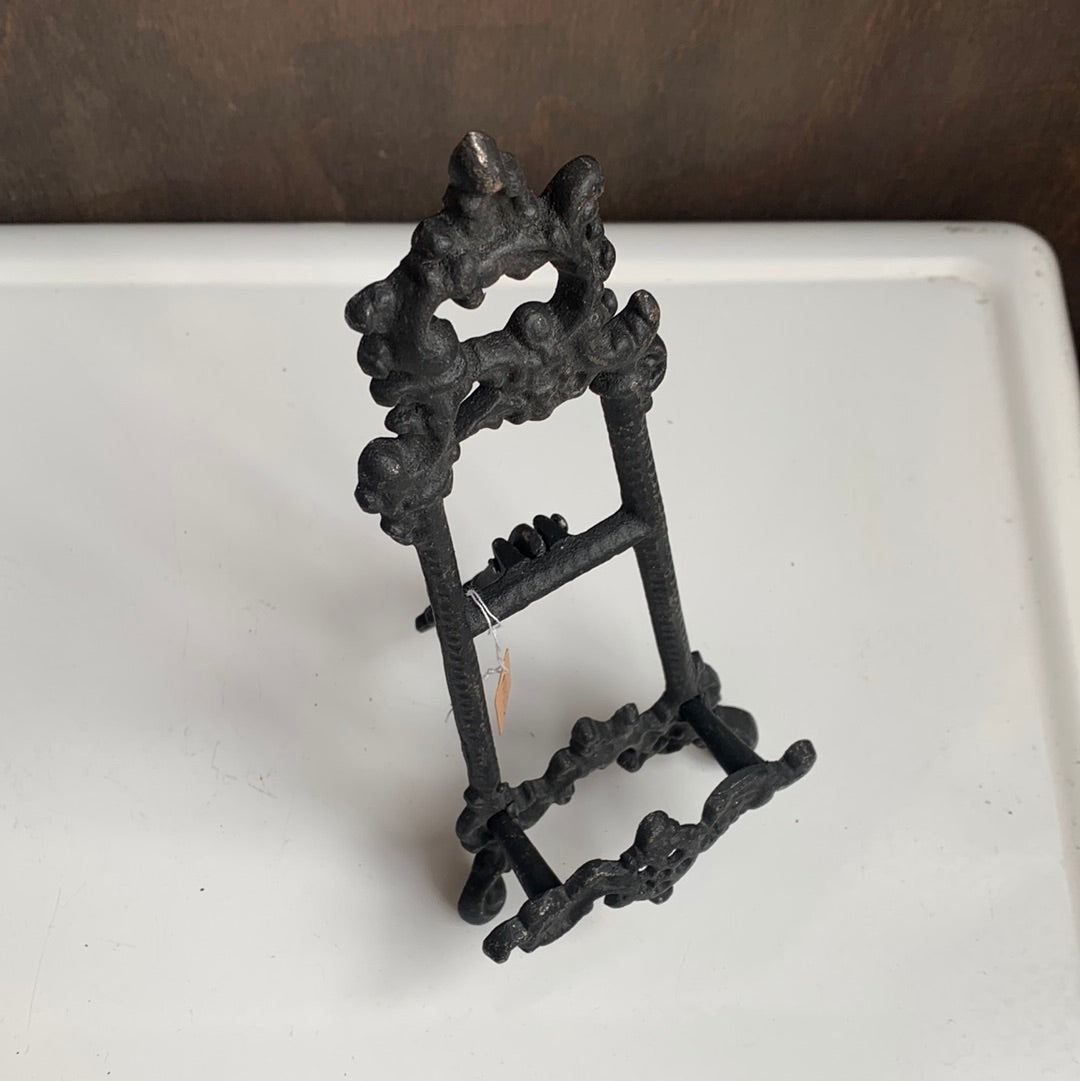 Black rod iron picture frame holder