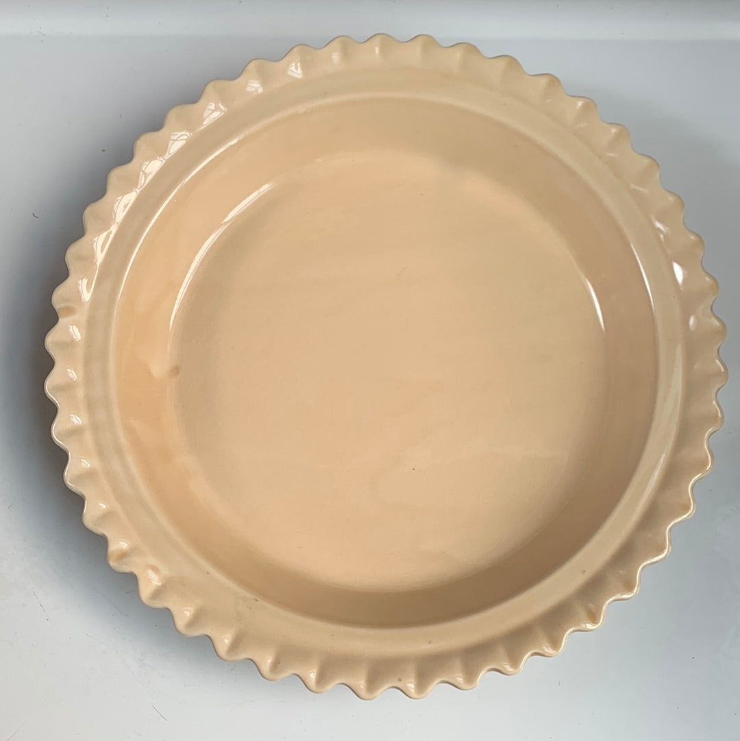 Beige Pie Plate Scalloped Edge