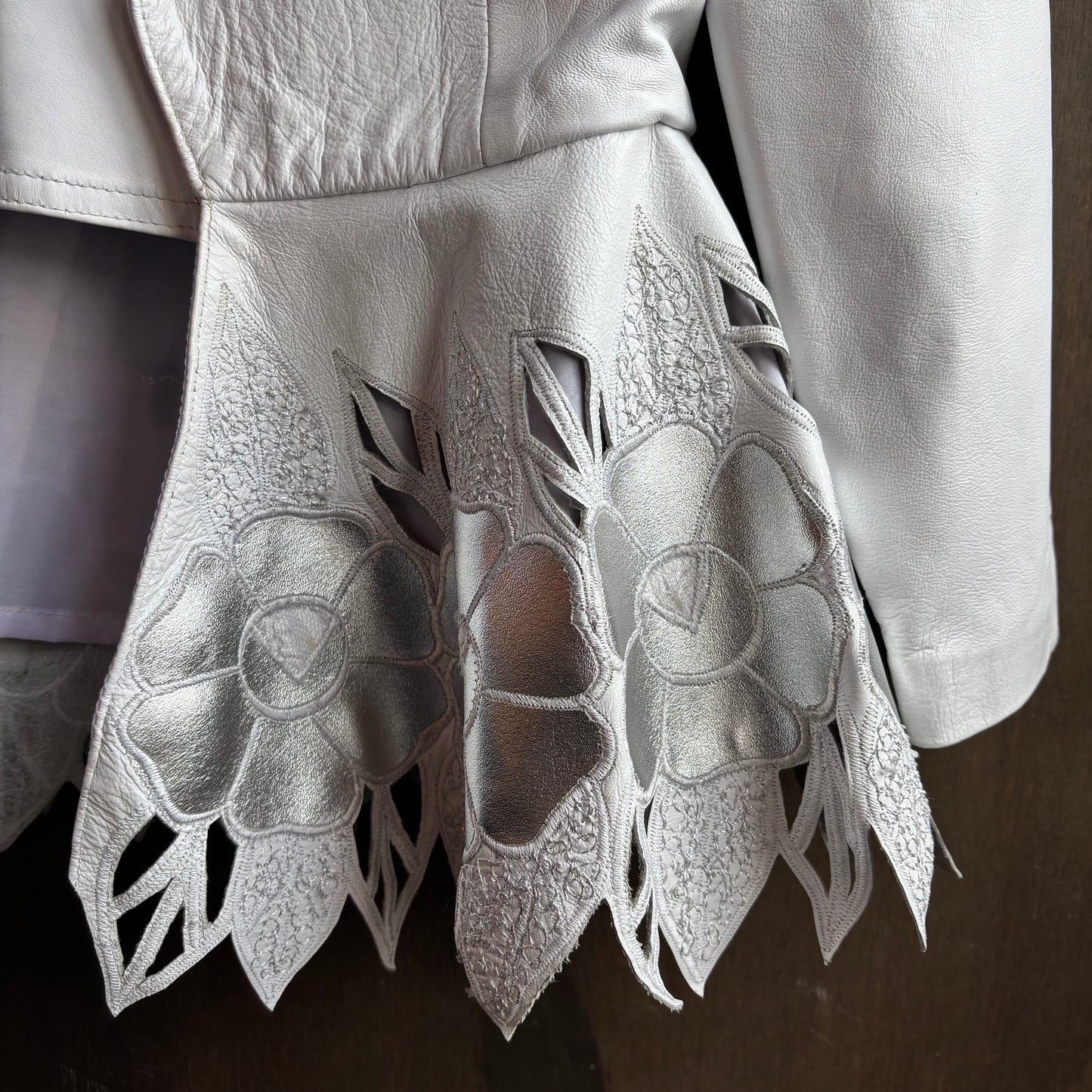 Vintage White and Silver Leather 3-Piece Set