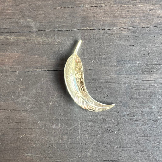 Gold Tone Feather Brooch