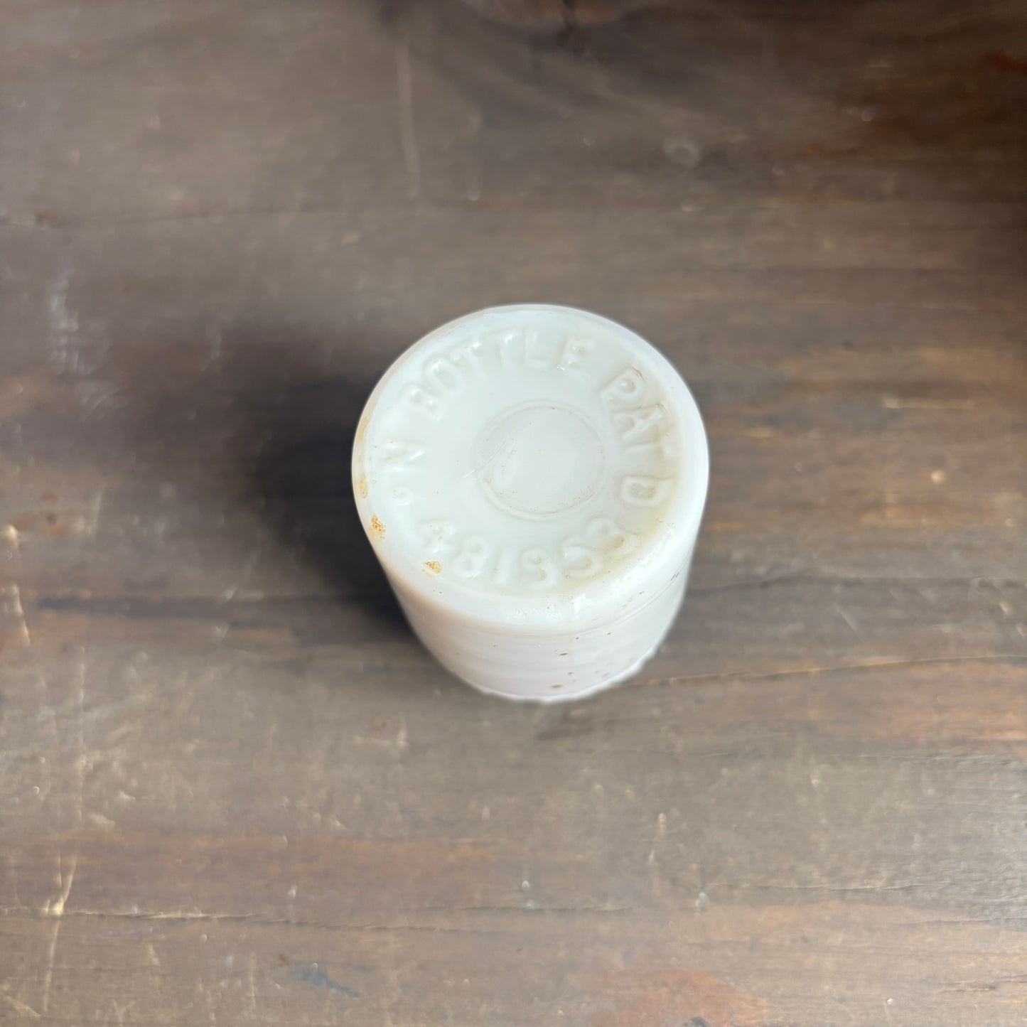 Vintage Milkweed Cream in Grams Mini-Bottle