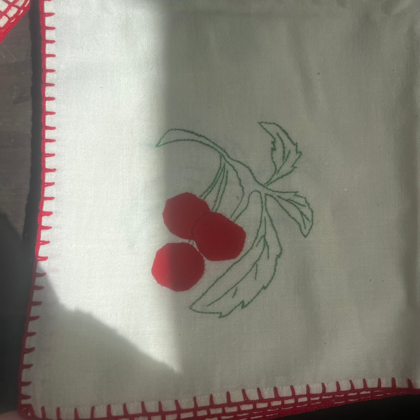 Apple Tablecloth Set
