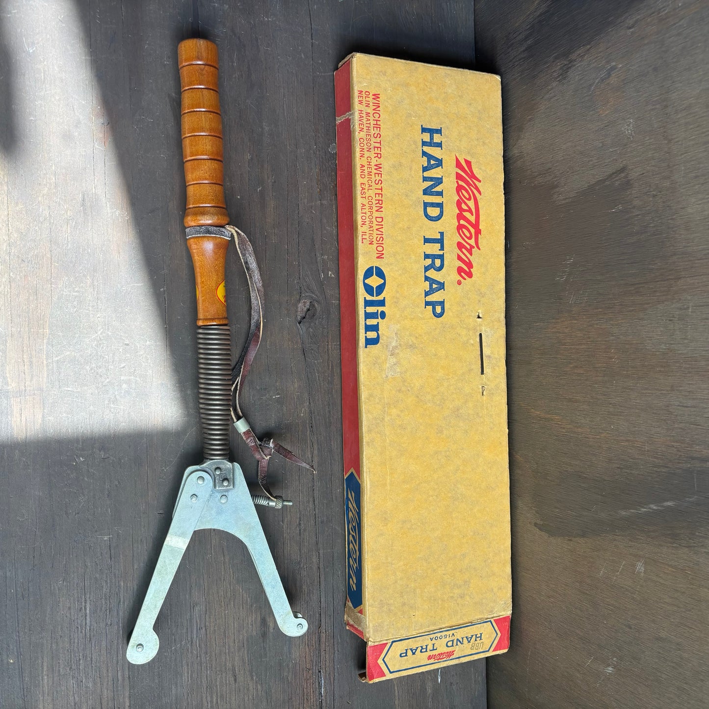 Western Brand Hand Trap