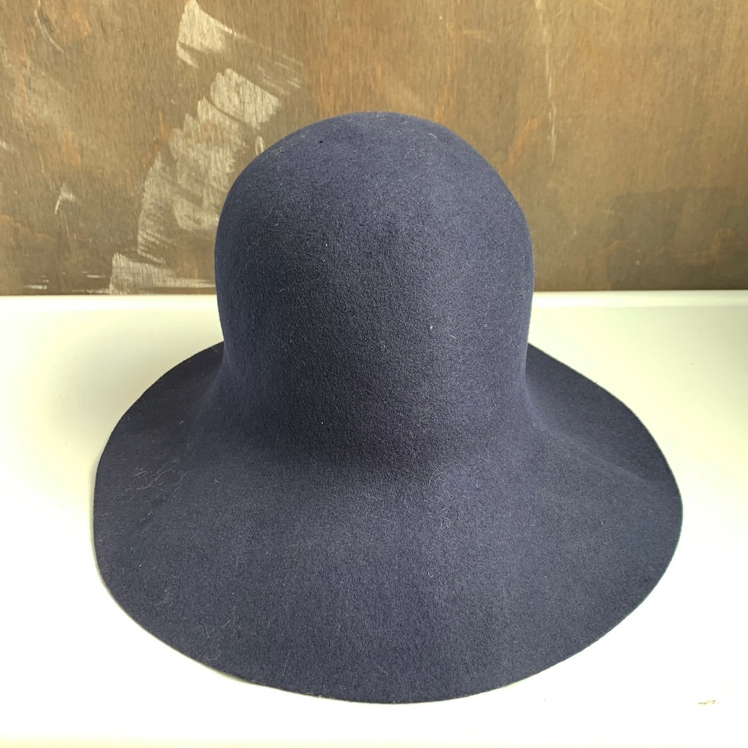 Vintage navy blue wool hat