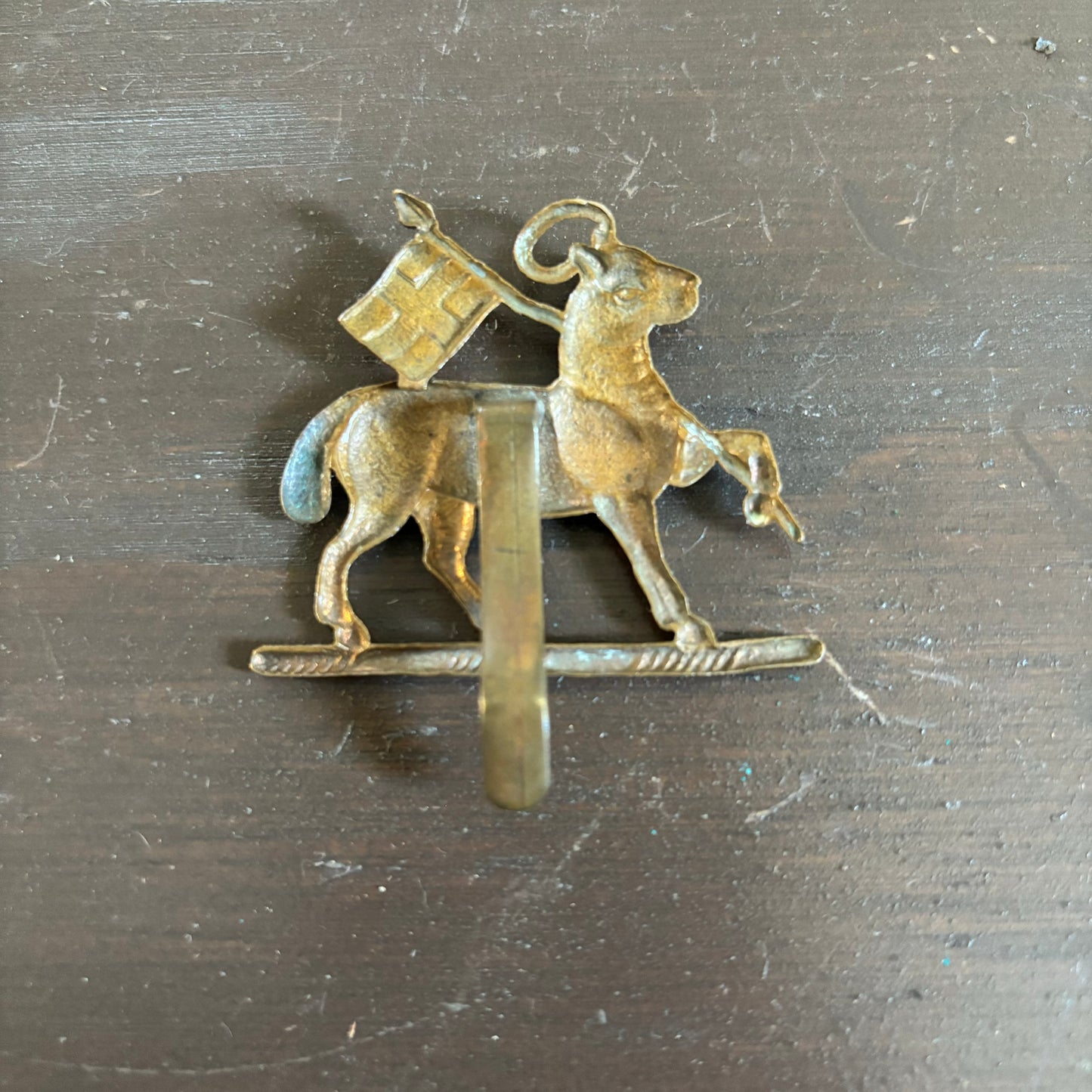 WW2 Queens Royal Army Badge