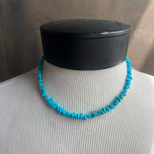 Turquoise Chip Stone Necklace