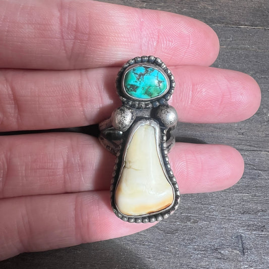 Sterling Silver Ring with Turquoise and Bear Tooth Decals