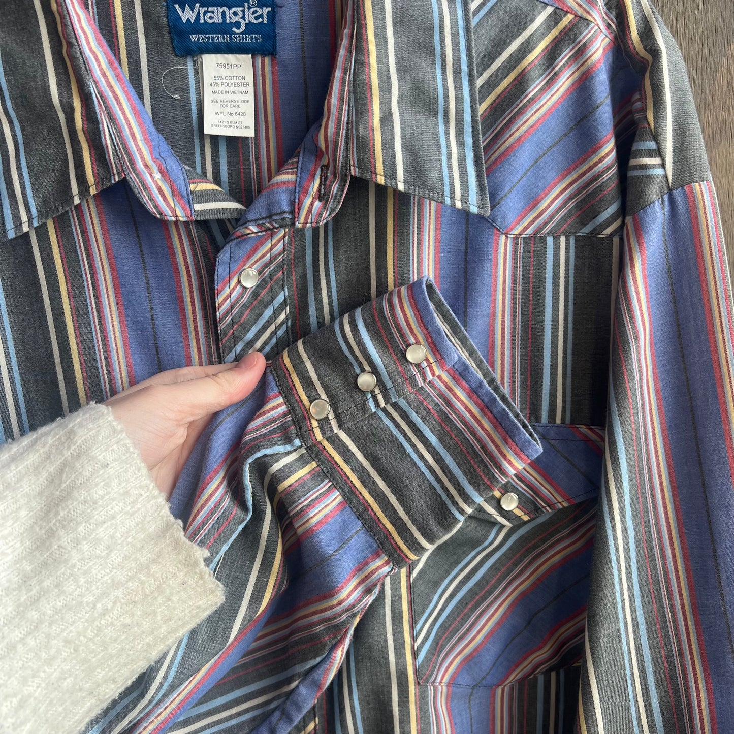 Wrangler Multicolored Western Pearl Snap