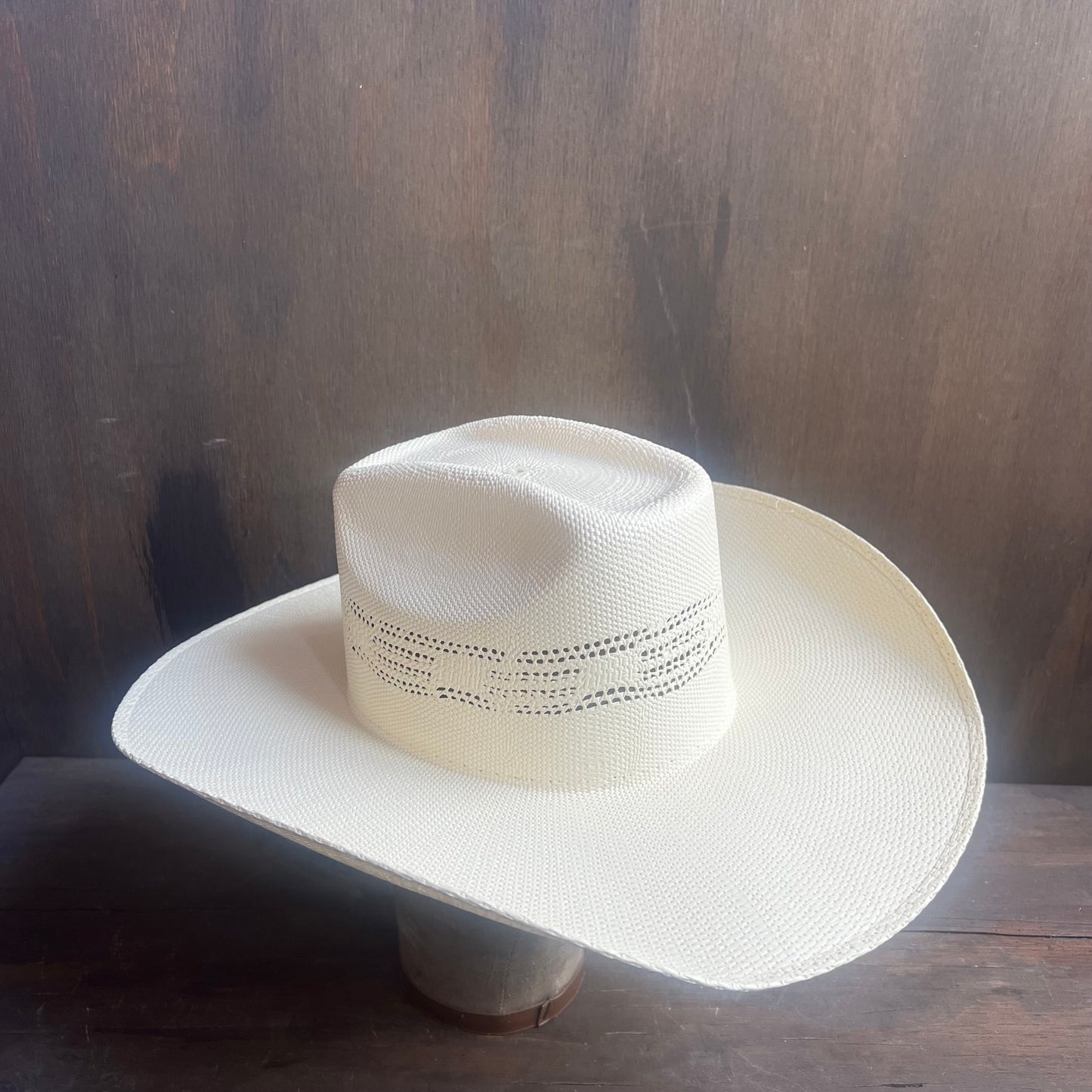 Cavender’s Straw Hat