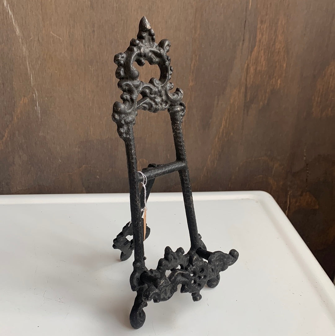 Black rod iron picture frame holder