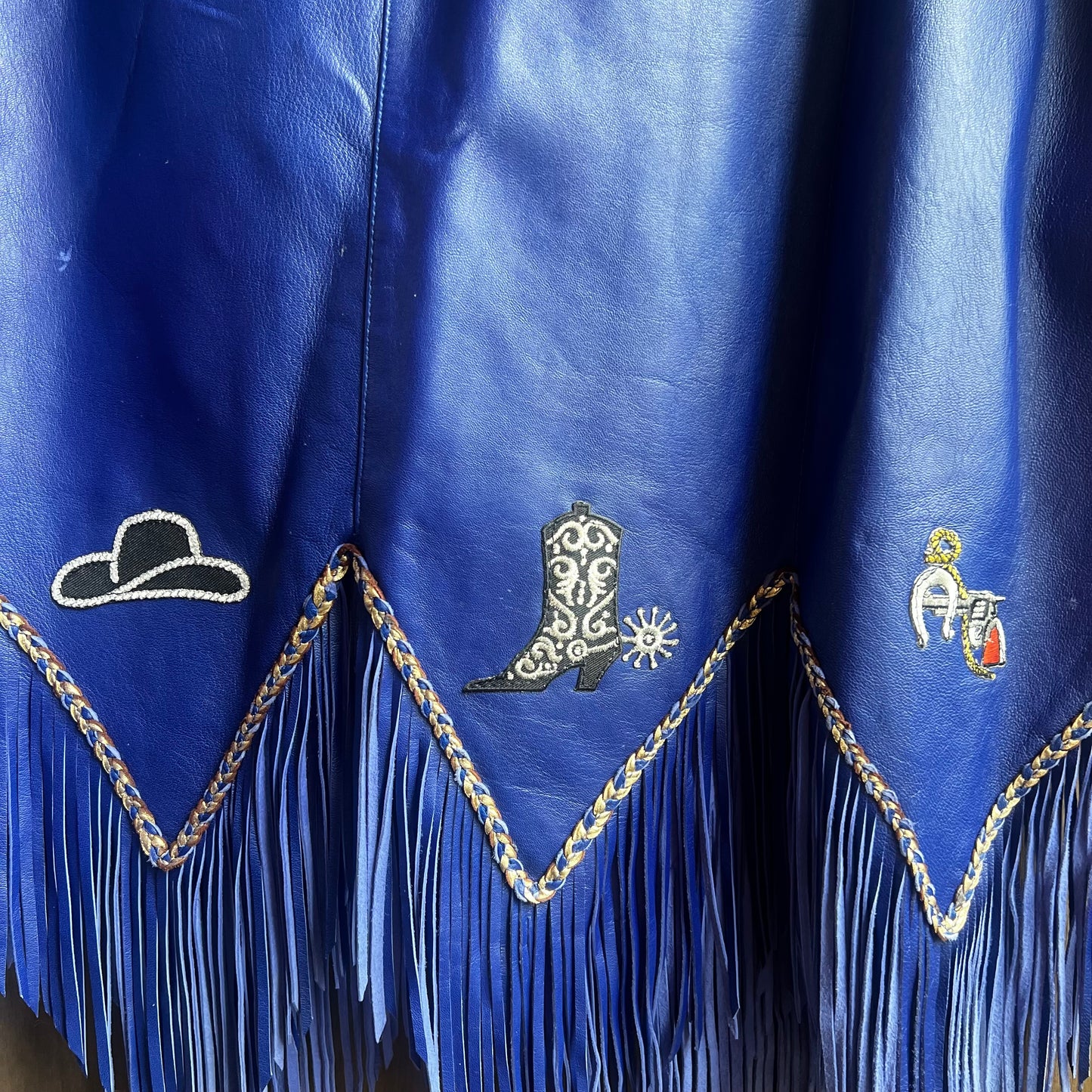 Makray Dark Blue Leather Western Set