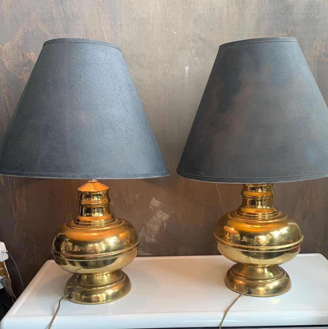 Circular Brass Lamp