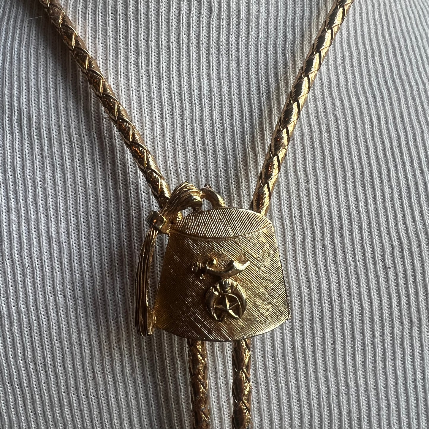 Shriners Fez Cap Bolo Tie