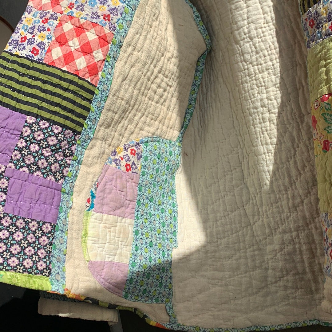 Vintage multi-color quilt coat with XL lapels (S)