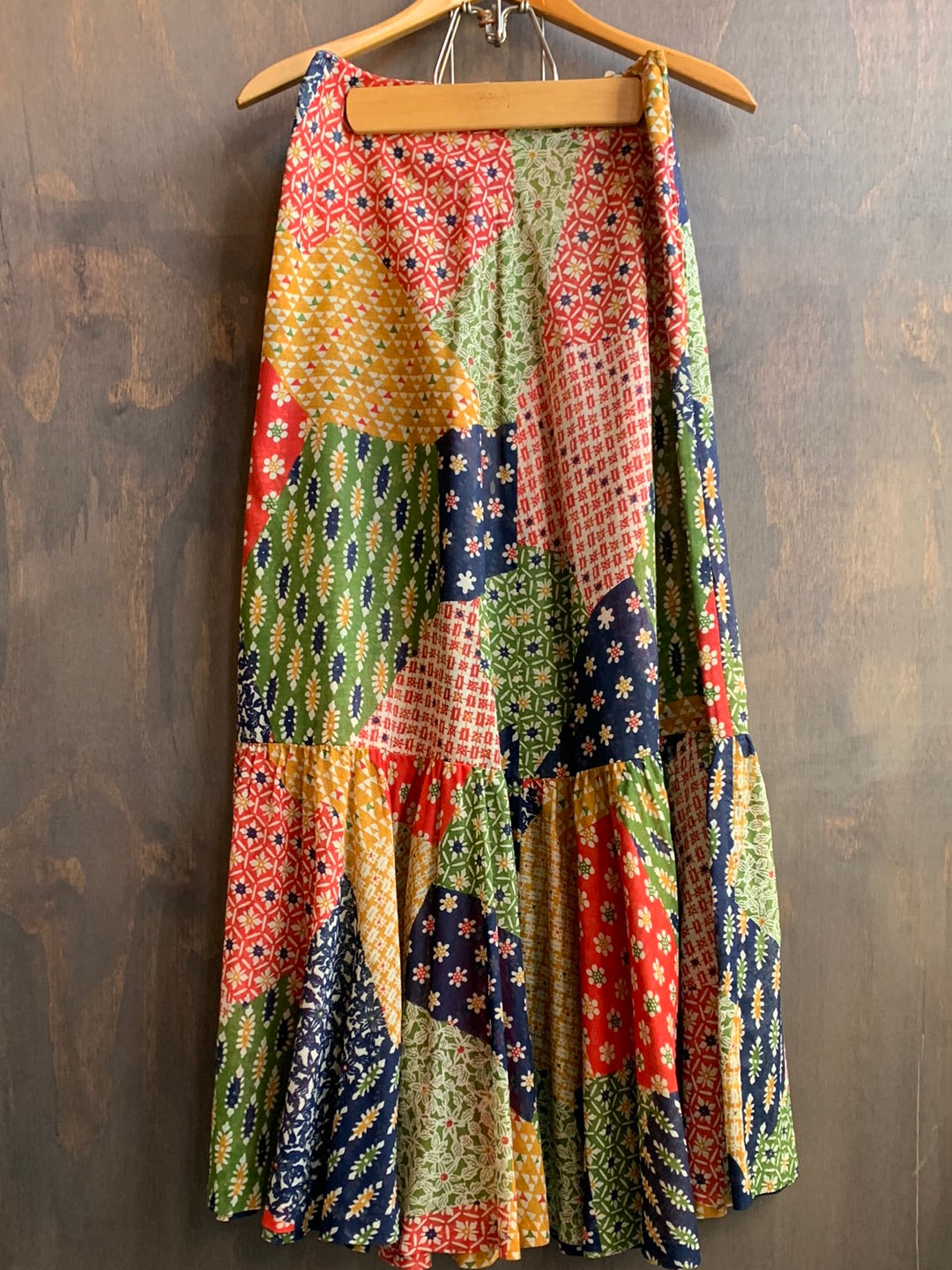 Colorful crop top & skirt set