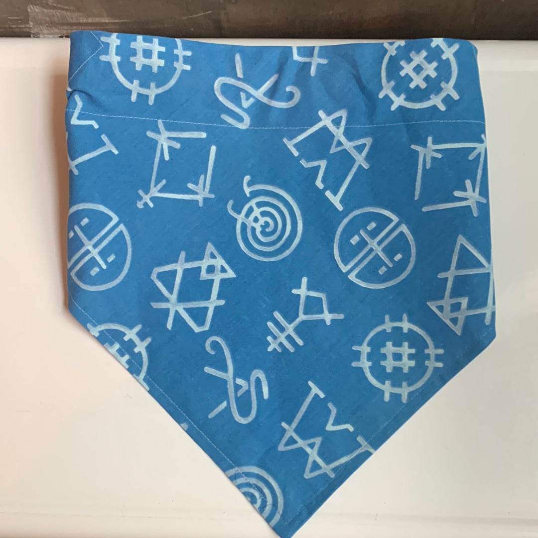 Dog collar bandana