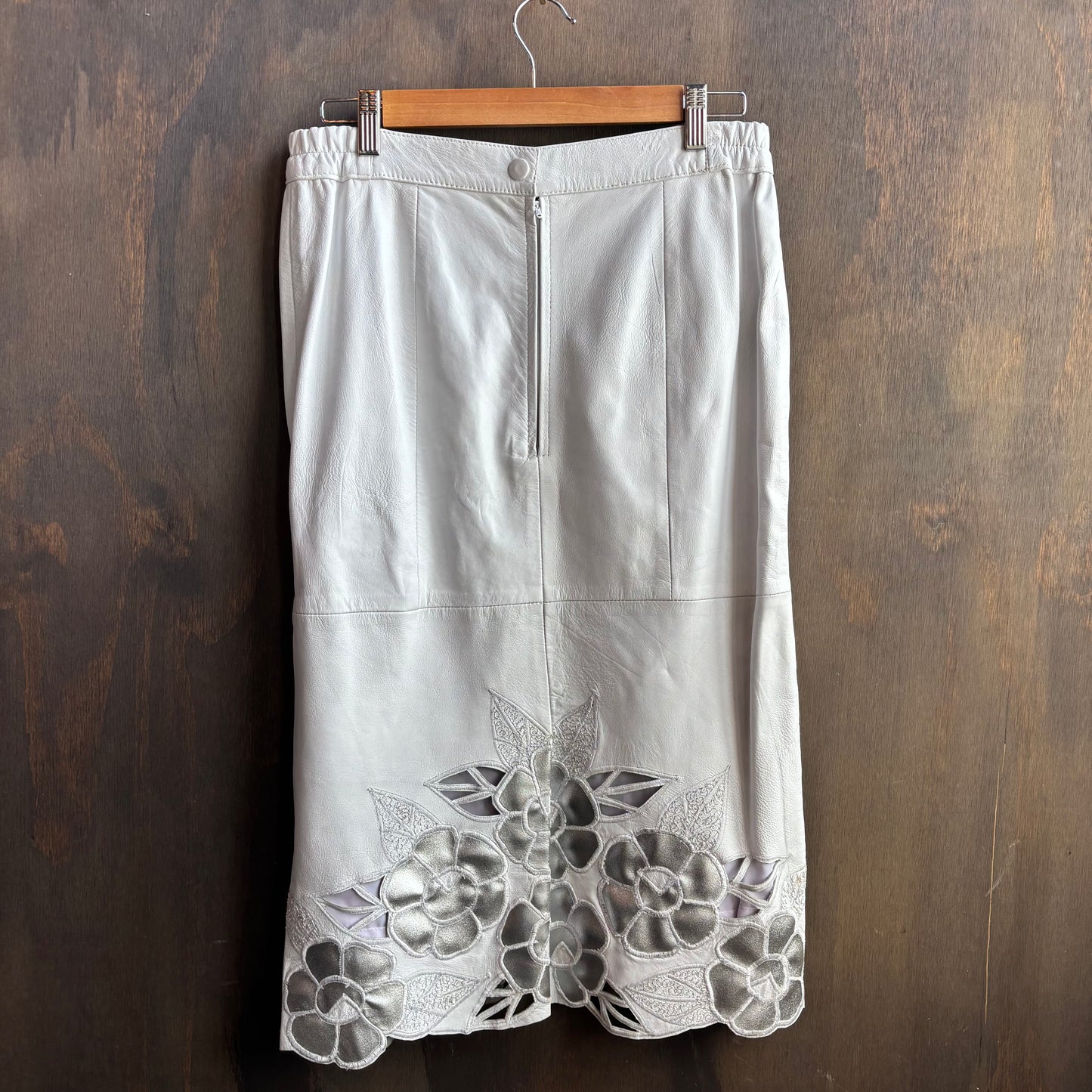 Vintage White and Silver Leather 3-Piece Set