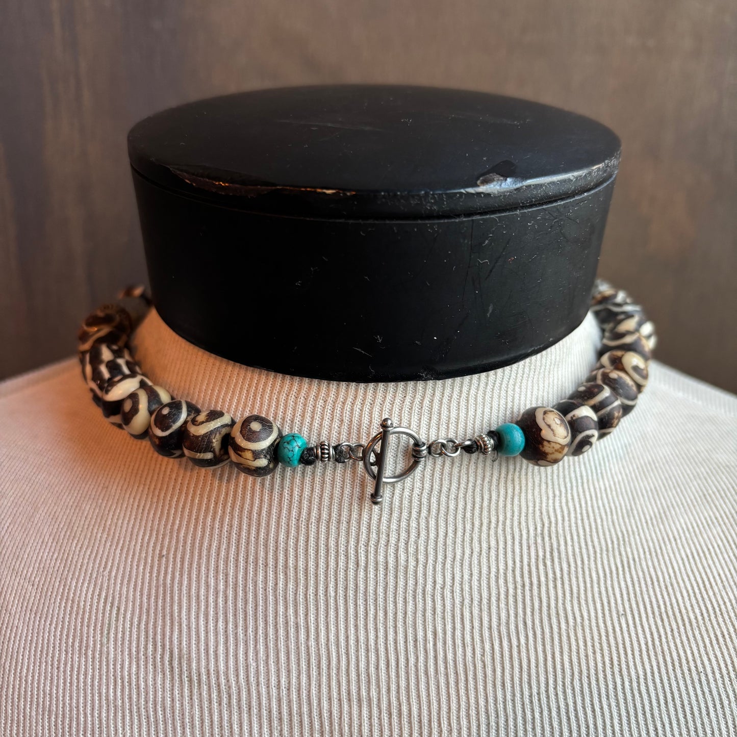 Chunky Turquoise Beaded Necklace