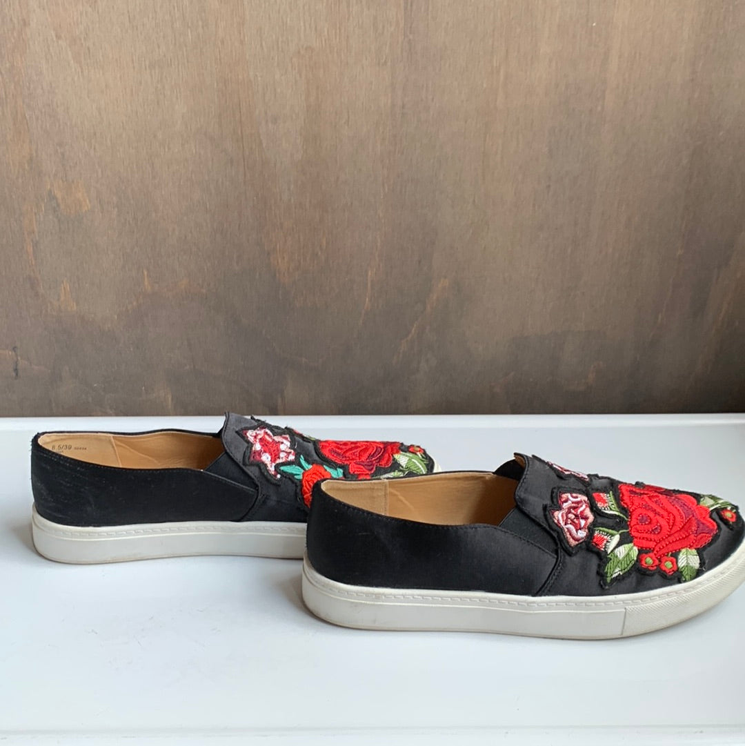 Dirty Laundry black satin embroidered shoes