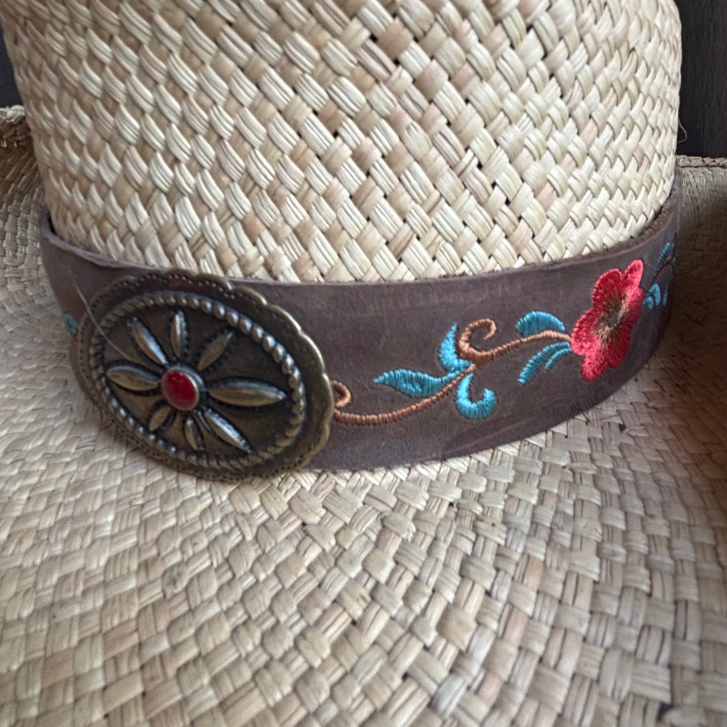Bullhide Straw Hat with Floral Details