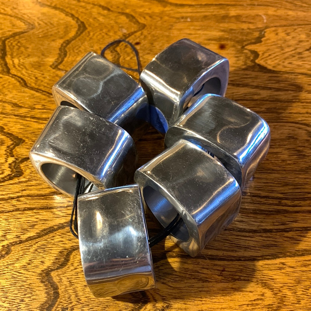Silver square silver napkin rings (set of 6)