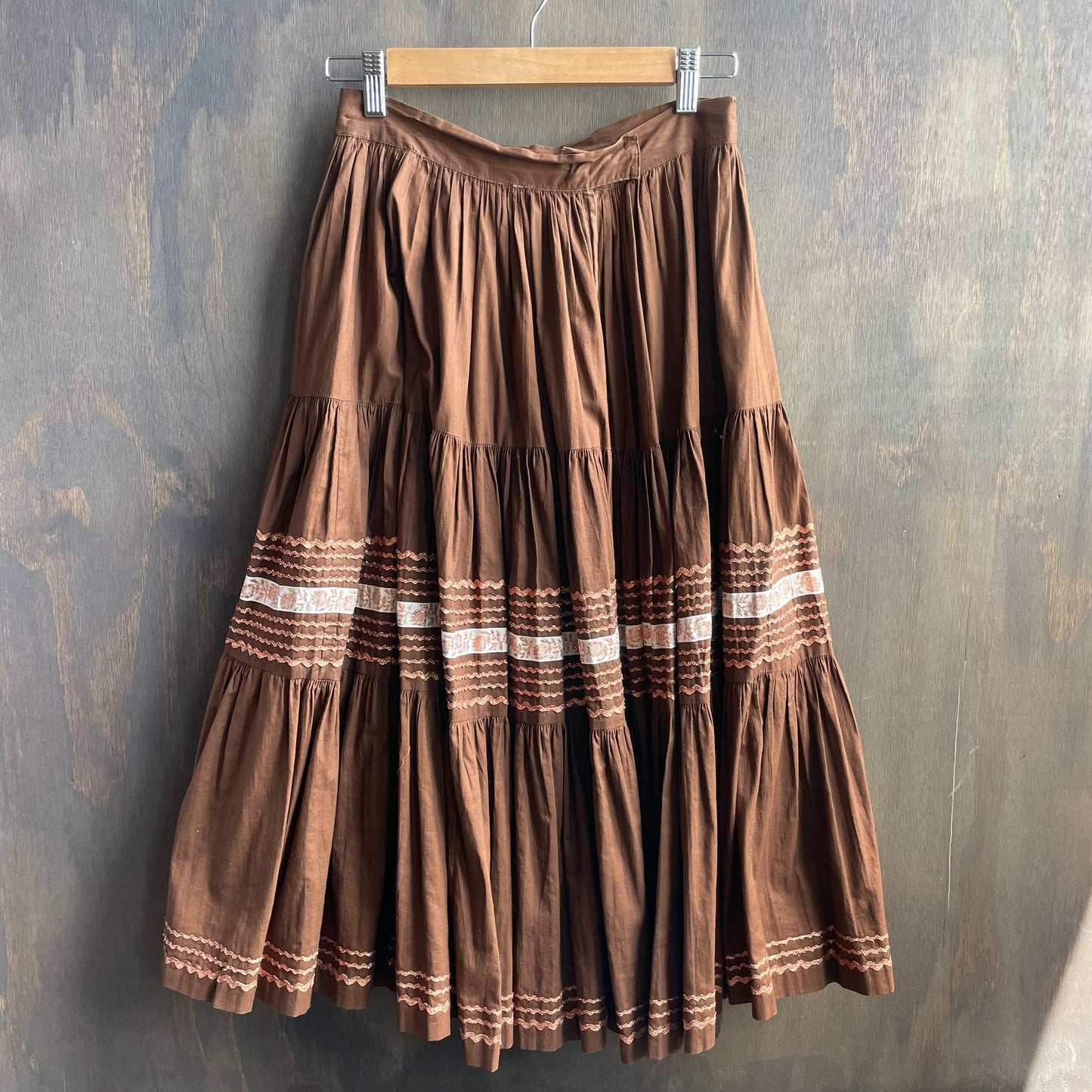 Brown Square Dancing Set