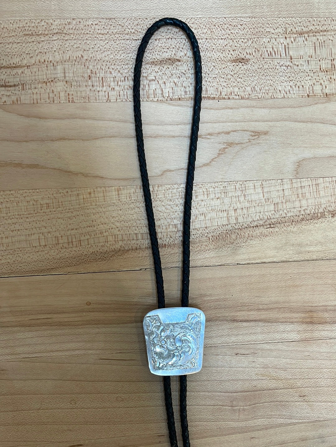 Hammered Aluminum Bill with Floral Design