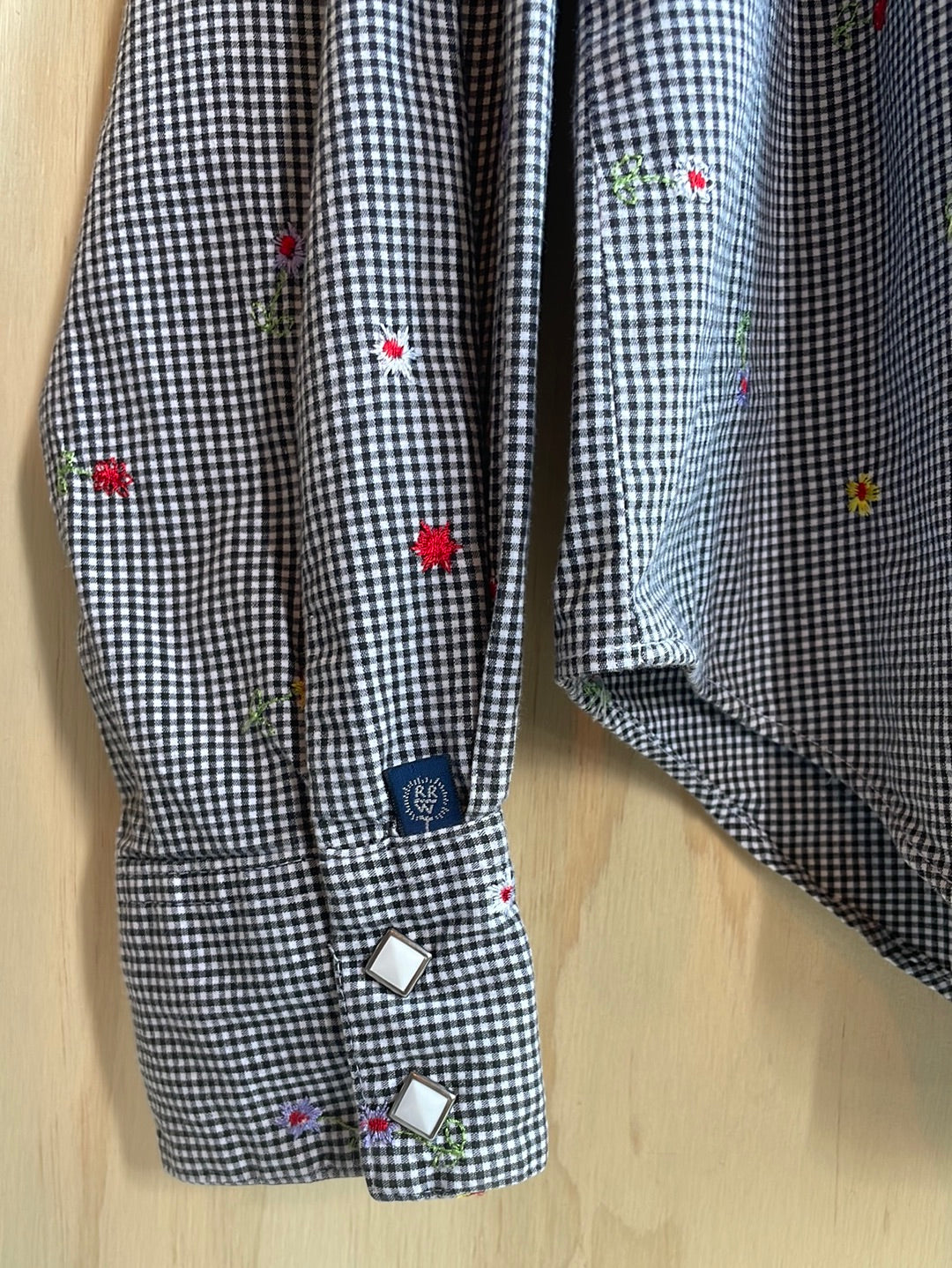 Women’s Rockmount black and white gingham pear snap