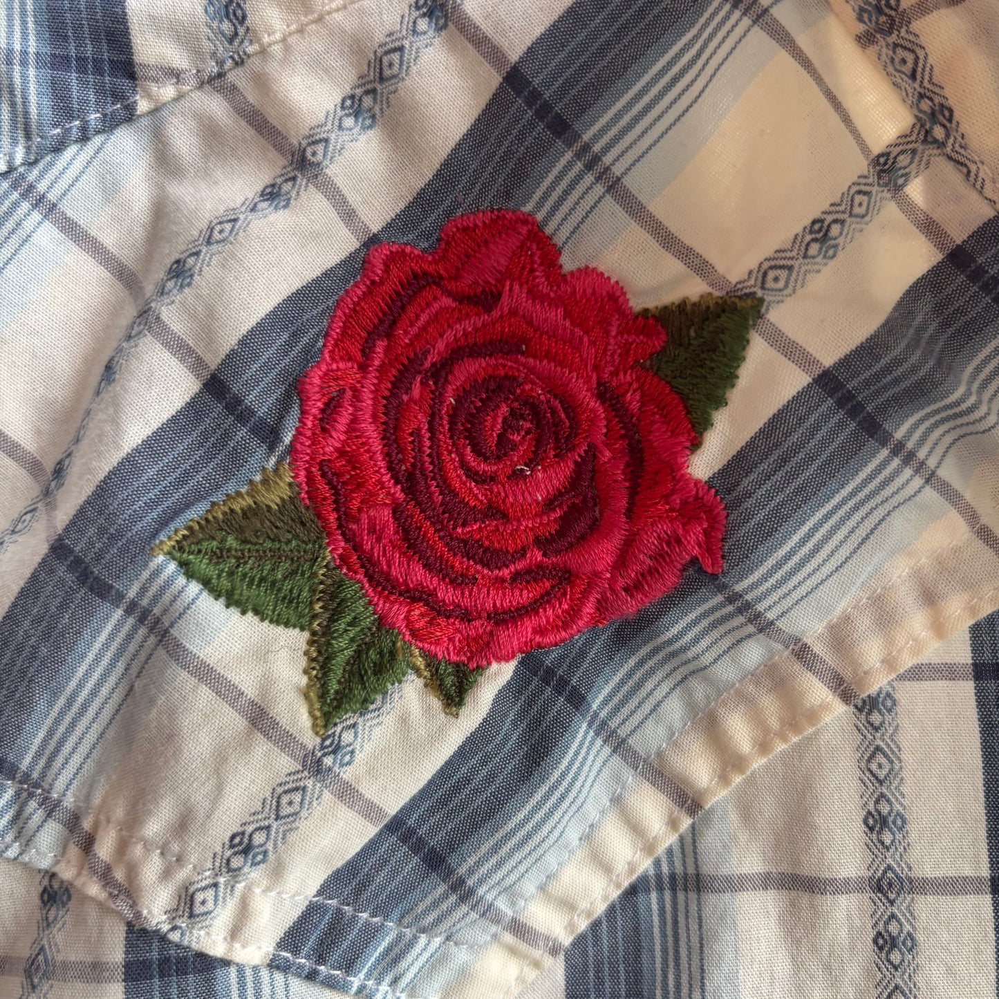 Wrangler Blue Paid Pearl Snap with Roses