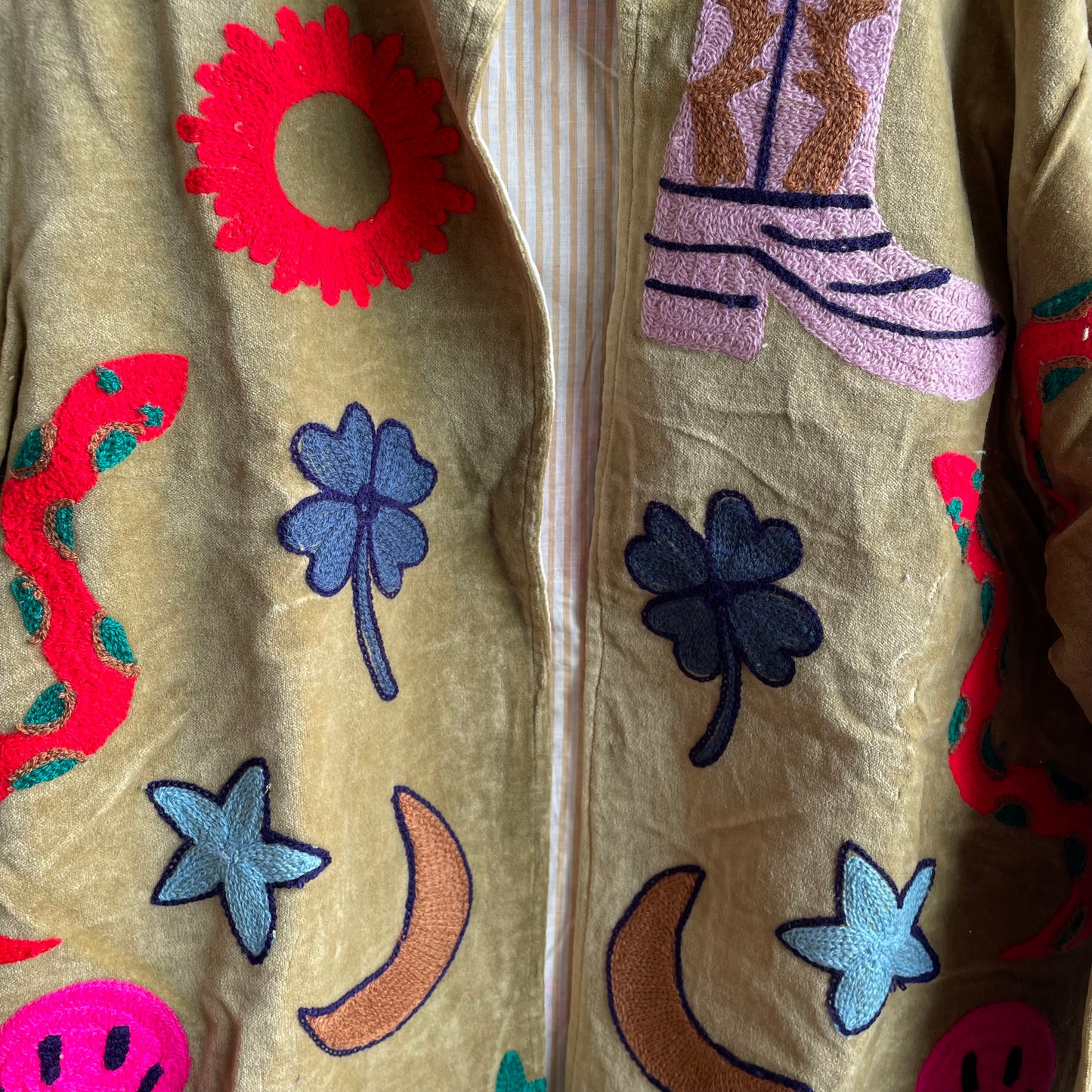 Chain stitch velvet jacket