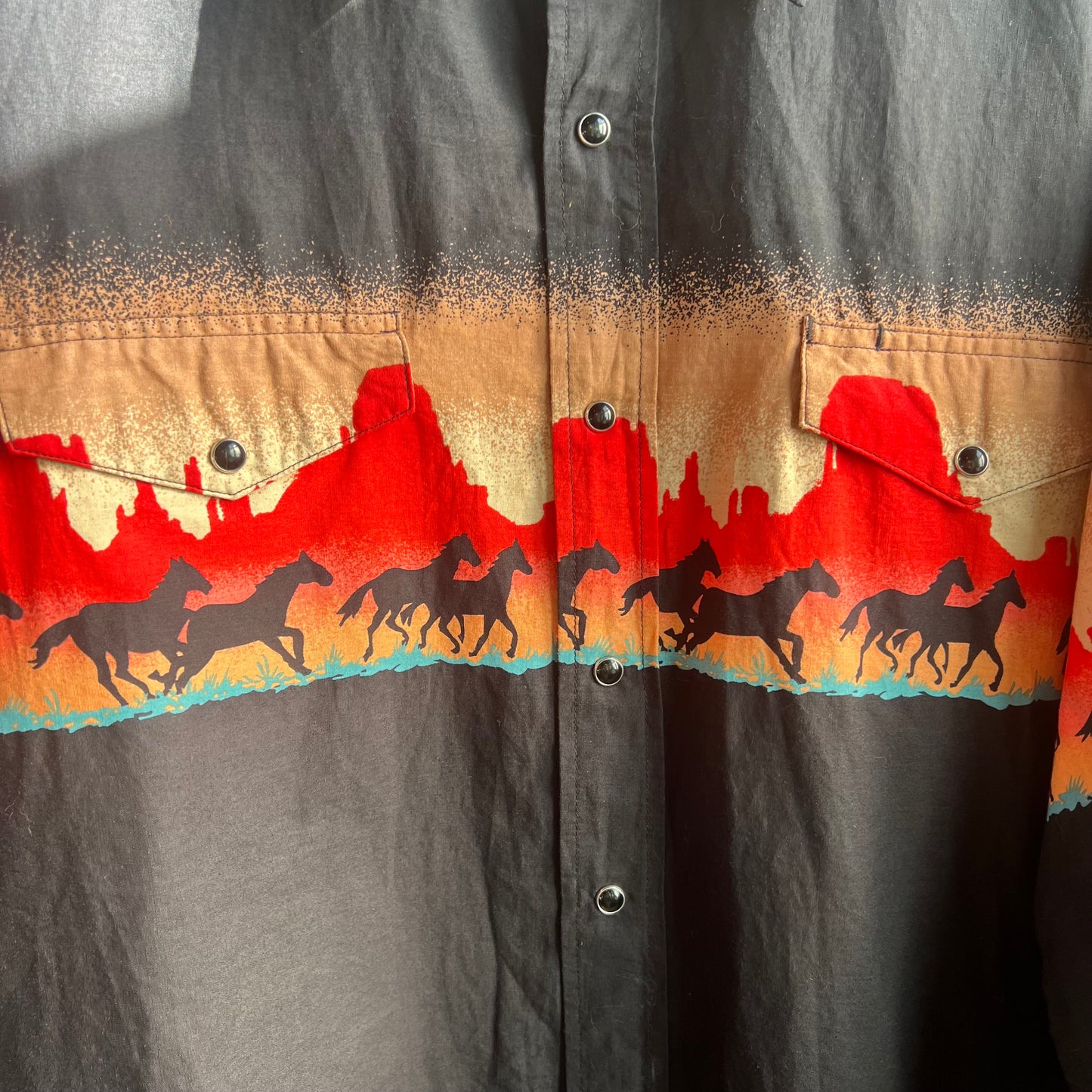 Vintage Roper Running Horses Pearl Snap Button Up