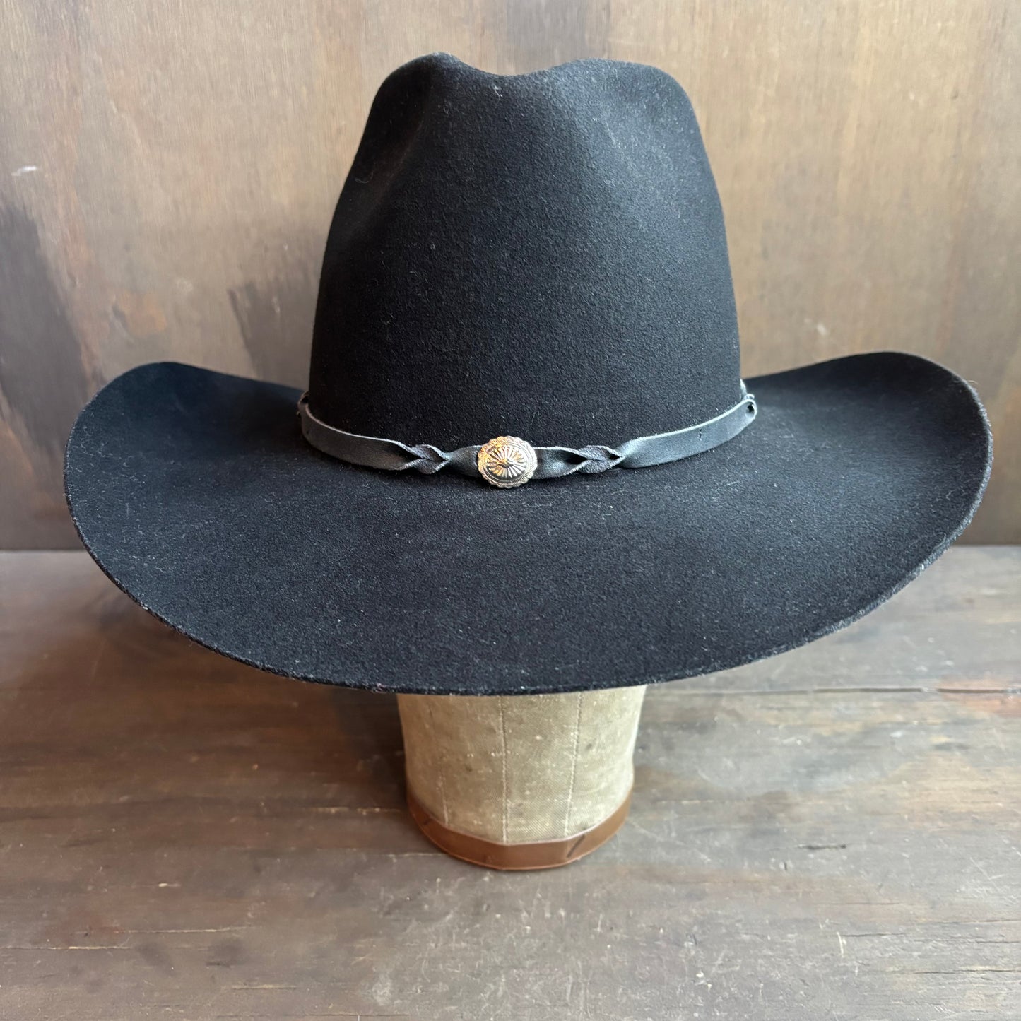 Bailey Black Hat with Concho Band