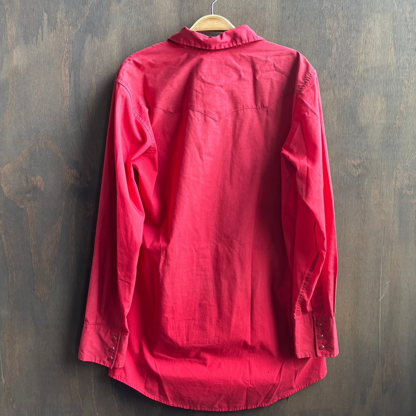 White Horse Red Pearl Snap