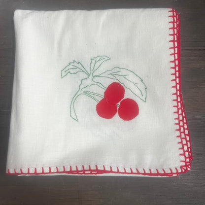 Apple Tablecloth Set