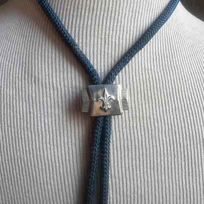 Silver Victorian Fleur Bolo