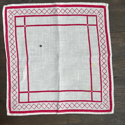 Red and White Linen 3 Napkin Set
