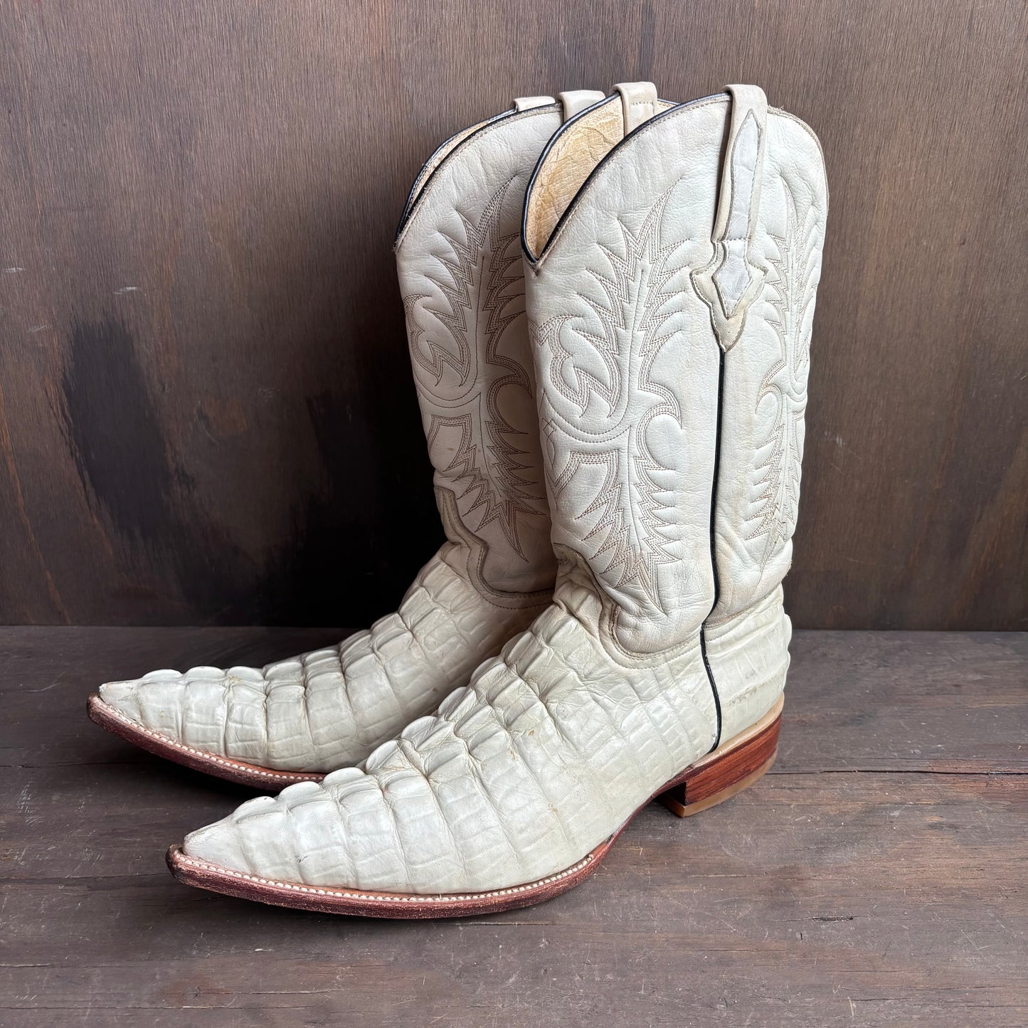 Custom Cream Reptile Pointed Boot