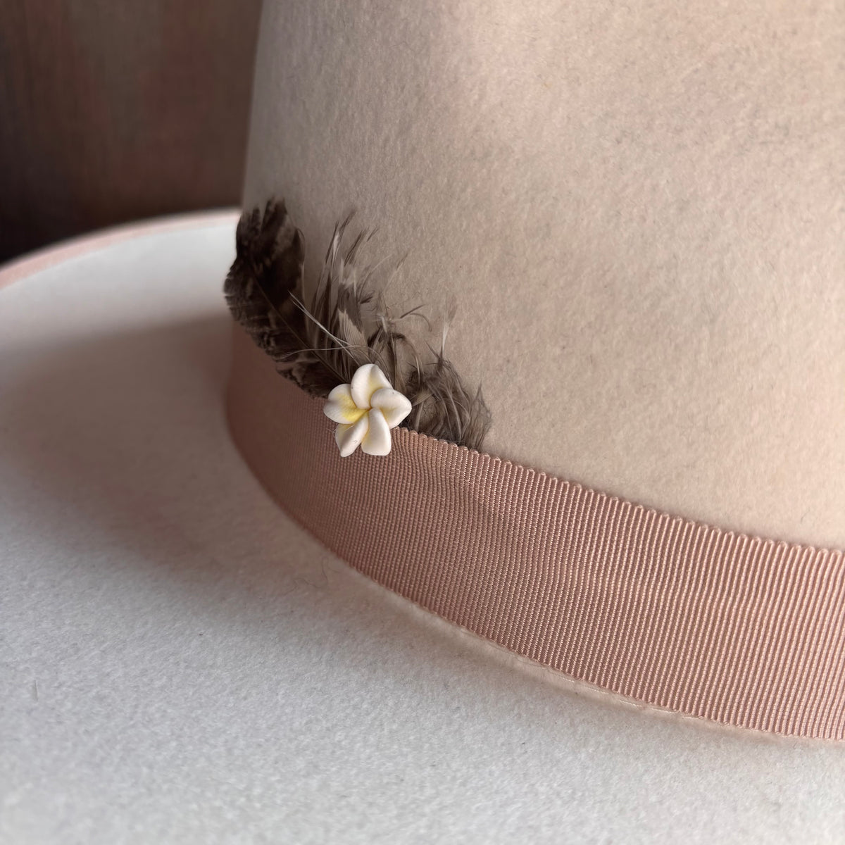 Cream Painted Brim Hat