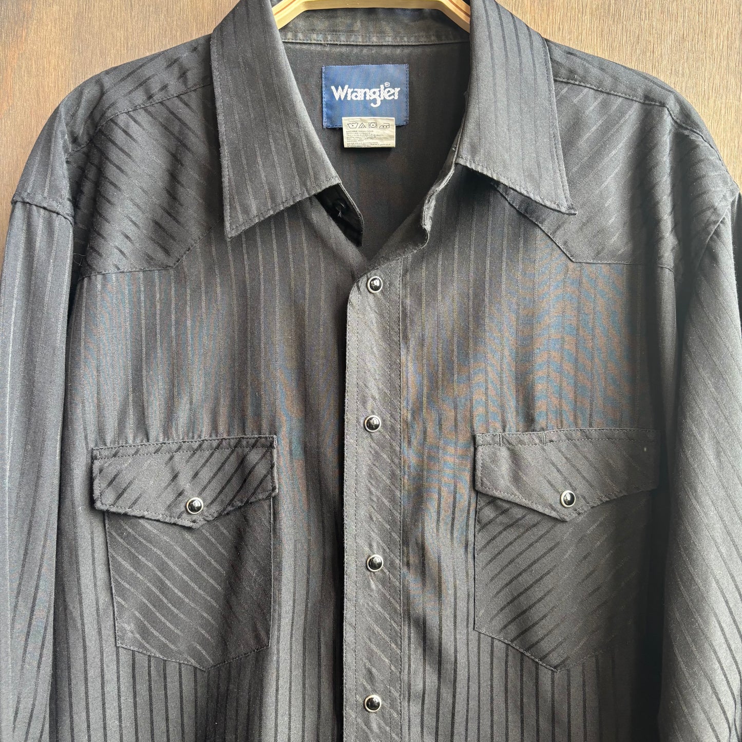 Wrangler Pinstripe Pearl Snap