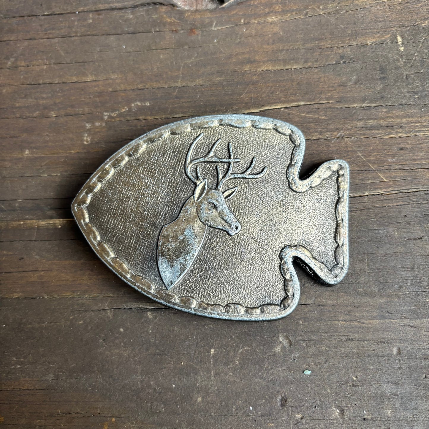 Arrowhead Belt Buckle with Deer