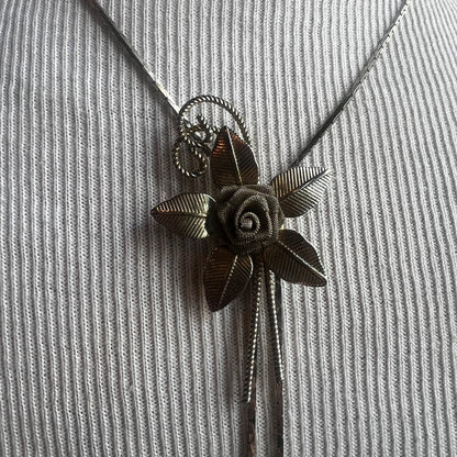 Gold Flower Chain Bolo