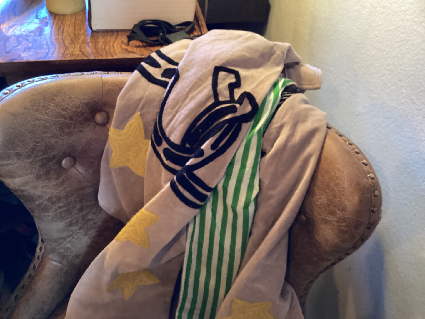 Chain stitch jacket mauve with horses